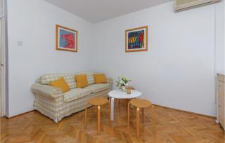 Nice Home In Dramalj With Wifi - Dramalj - 9