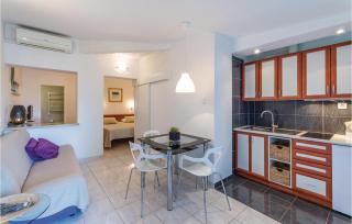 Apartment Dracice Cr - 8