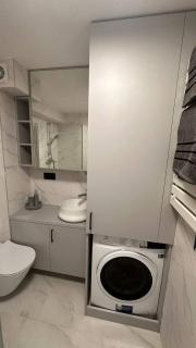 Sunny loft 24x7 x free parking x close to old town by H&H - 1