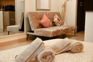 Aesthetic apartment - 7min walk to Burj Khalifa - Dubai - 8