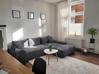 Ferienwohnung Gemütliche Auszeit - KEINE MONTEURE!nur 50m zum Hauptbahnhof, ruhig, Parterre, zentral, Hunde willkommen, Kinderausstattung vorhanden - Gotha - 4