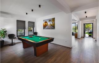 Amazing Home In Drace With Sauna - Drače - 5
