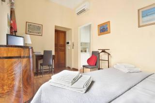 Small Studio, Donatello, next to the Duomo of Florence - Florence - 9