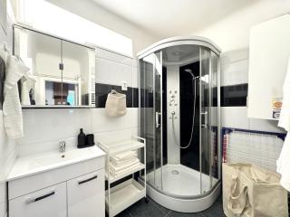Newly Renovated Apartment at Yppenplatz - Vienne - 5