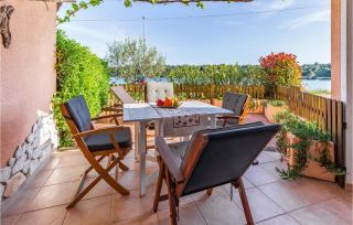 1 Bedroom Gorgeous Apartment In Medulin - Medulin - 0