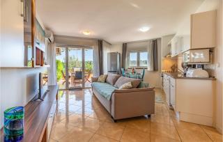 1 Bedroom Gorgeous Apartment In Medulin - Medulin - 7