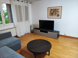 Cette Maison est la Vôtre - 2