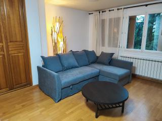 Cette Maison est la Vôtre - Suresnes - 1