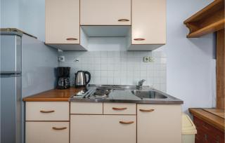 Stunning Apartment In Rabac With Wifi - Rabac - 2