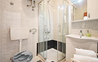 Cozy Apartment In Rabac With Kitchen - 1