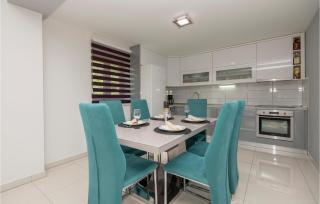 Nice Home In Vinjani Donji - 4