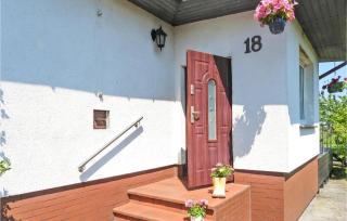 Cozy Home In Warnoleka With Wifi - - 2