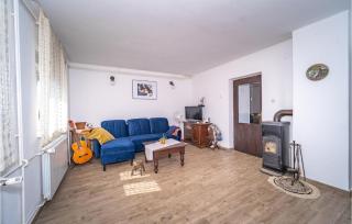 Lovely Home In Cerovac Vukmanicki - Cerovac Barilovički - 6