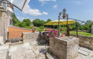 Beautiful Home In Putini With Kitchen - Šorići - 0