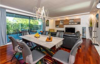 Awesome Apartment In Malinska With Wifi - Malinska - 6