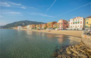 1 Bedroom Stunning Apartment In Savona - Savona - 1