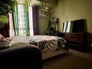 Tropical Haven in Makati CBD - Manila - 4