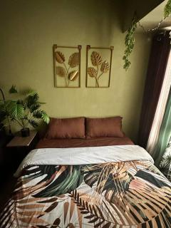 Tropical Haven in Makati CBD - Manila - 3