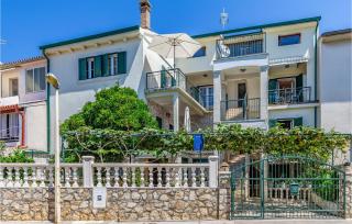 Nice Apartment In Pula With Kitchen - Pula - 9
