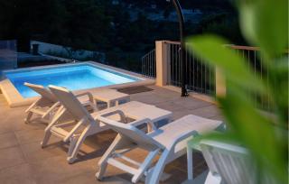 3 Bedroom Beautiful Home In Sutivan - Sutivan - 3