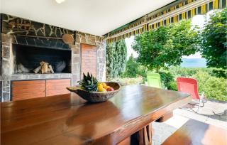 Gorgeous Home In Jakovlje With Sauna - 1