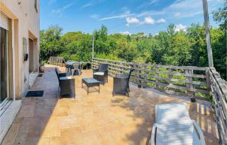 2 Bedroom Beautiful Apartment In Biot - Biot - 8