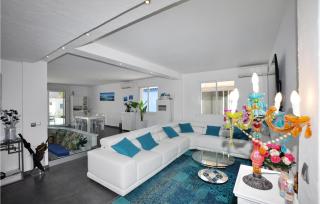 Lovely Home In Canet-En-Roussillon - Canet-en-Roussillon - 9