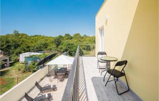 Cozy Home In Porec With Kitchen - Poreč - 3