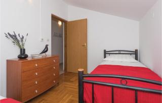 Two-Bedroom Apartment In Vodice - Vodice - 1