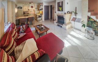 2 Bedroom Stunning Home In Abeilhan - Abeilhan - 5