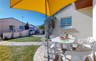 2 Bedroom Cozy Home In Royan - 2