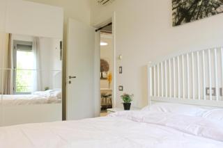 Private Garden 1BR Apt in Palm Hills AUC New Cairo - 2