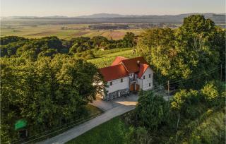 Gorgeous Home In Velika Nedelja - Osluševci - 0
