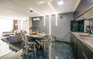 Lovely Home In Novo Zvecevo With Sauna - 2