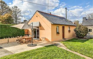 2 Bedroom Gorgeous Home In Bréhan - Rohan - 0