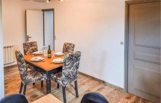 2 Bedroom Gorgeous Home In Bréhan - Rohan - 6