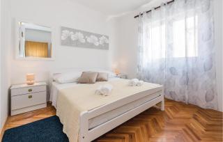Three-Bedroom Apartment In Sibenik - Šibenik - 2
