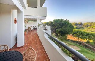 2 Bedroom Lovely Apartment In Marbella - Marbella - 8