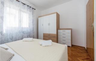 Three-Bedroom Apartment In Sibenik - Šibenik - 1
