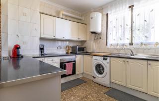 3 Bedroom Amazing Apartment In Malaga - Torremolinos - 6