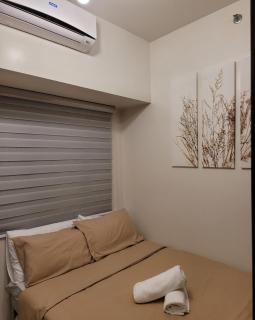 Air Residences - Balcony Pool View near Airport - 1721 - Manila - 2