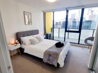 City Retreat with Amazing Views and free Parking - 0