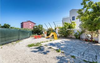 Awesome Apartment In Medulin With Wifi - Medulin - 4