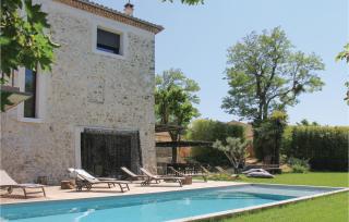 Stunning Home In St Gervais - 8