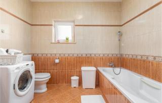 3 Bedroom Gorgeous Apartment In Pula - Pula - 9