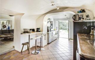 Amazing Home In Saint-Ambroix - 4