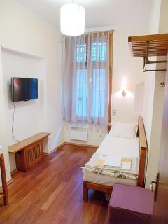 Balkan Rooms & Studios in Downtown - Sofia - 9