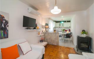 Cozy Home In Hrvace With Jacuzzi - Hrvace - 5