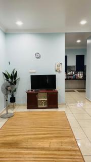 Bella Homestay - Kampong Bari Kechil - 7