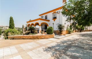 Stunning Home In Aguilar De La Frontera - Aguilar - 4